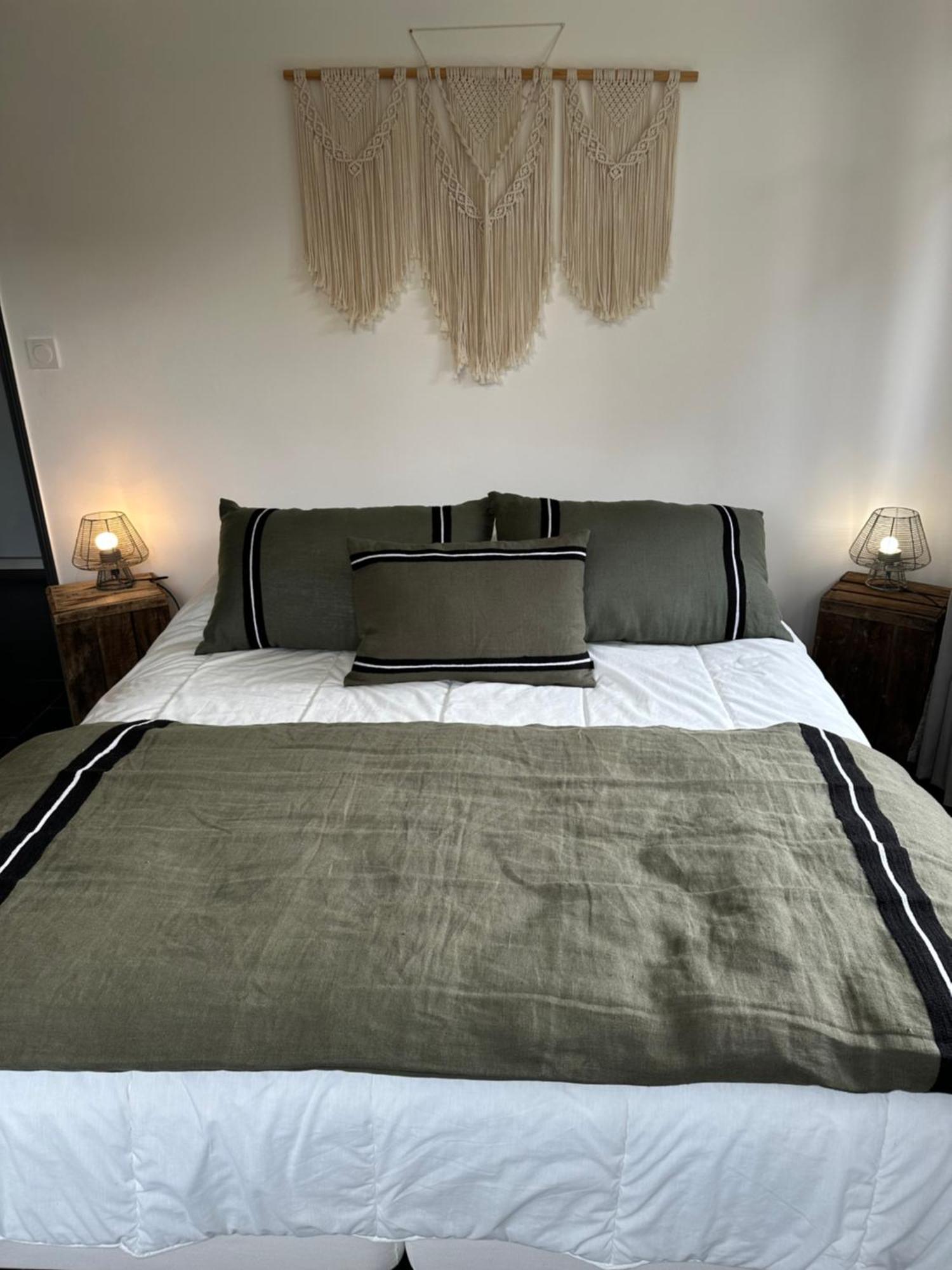 Holiday home - Maison Les Calanques - Piscine Chauffee A 30c *