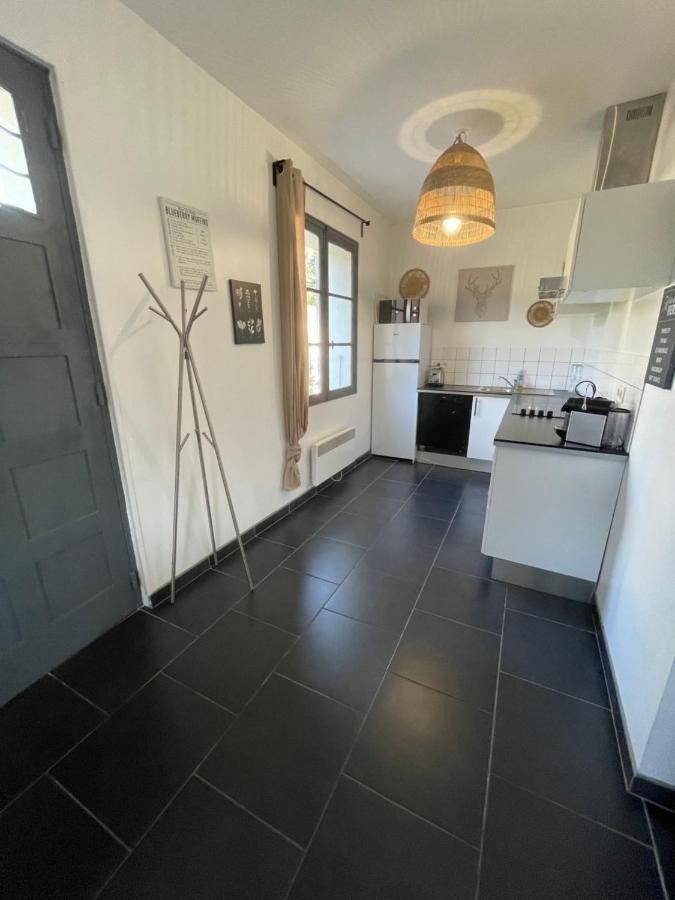 Holiday home - Maison Les Calanques - Piscine Chauffee *