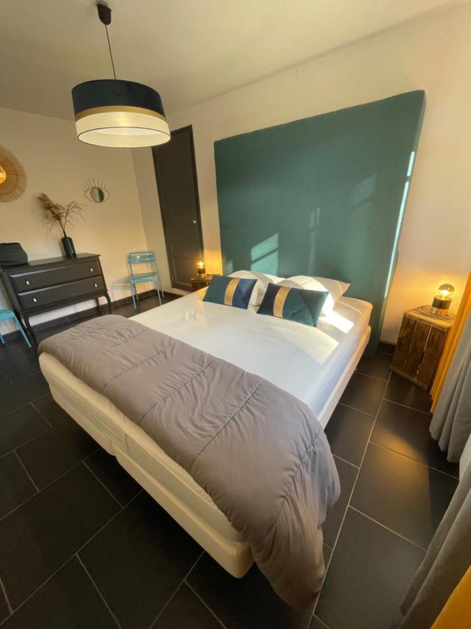 - Maison Les Calanques - Piscine Chauffee Holiday home *