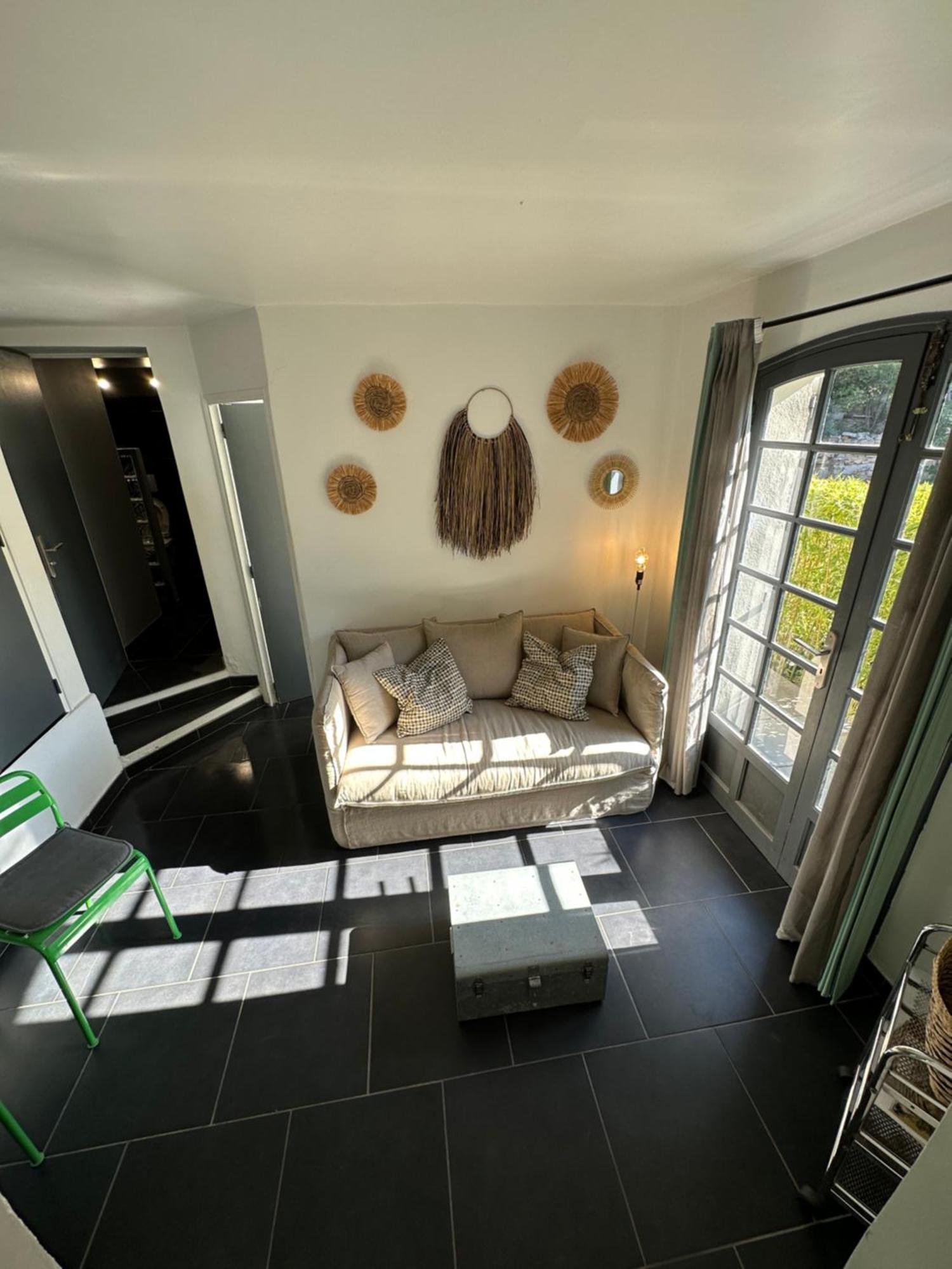 Holiday home - Maison Les Calanques - Piscine Chauffee A 30c